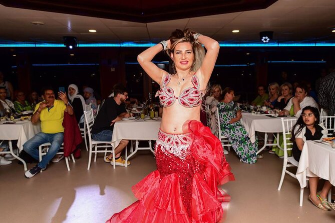 İstanbul Bosphorus Dinner Cruise with Traditional Turkish Show - Pier to boat: how the evening gets rolling