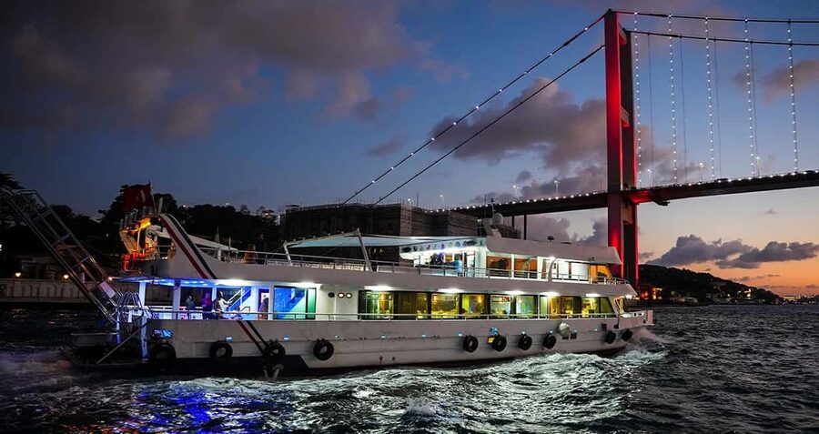 Istanbul: Bosphorus & Golden Horn Cruise Daytime or Sunset - Key highlights to know before you go