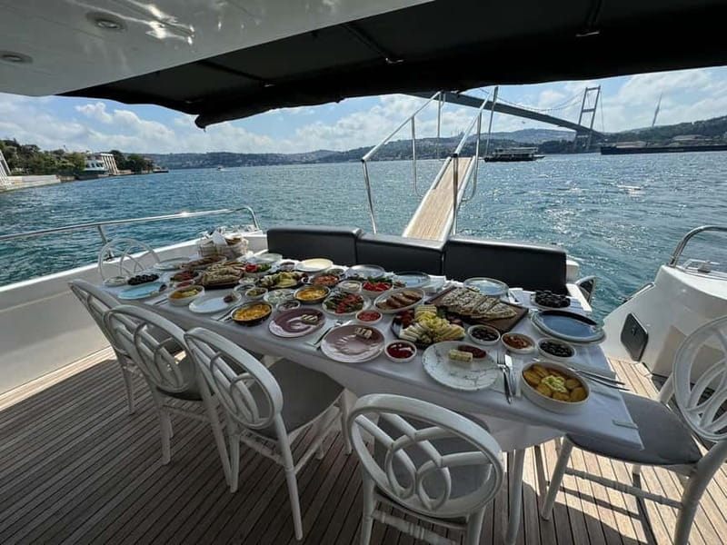 Istanbul: Bosphorus Morning or Sunset Yacht Tour with Snacks - Snack Breaks Done Right: Cookies, Fruit, Tea, and More