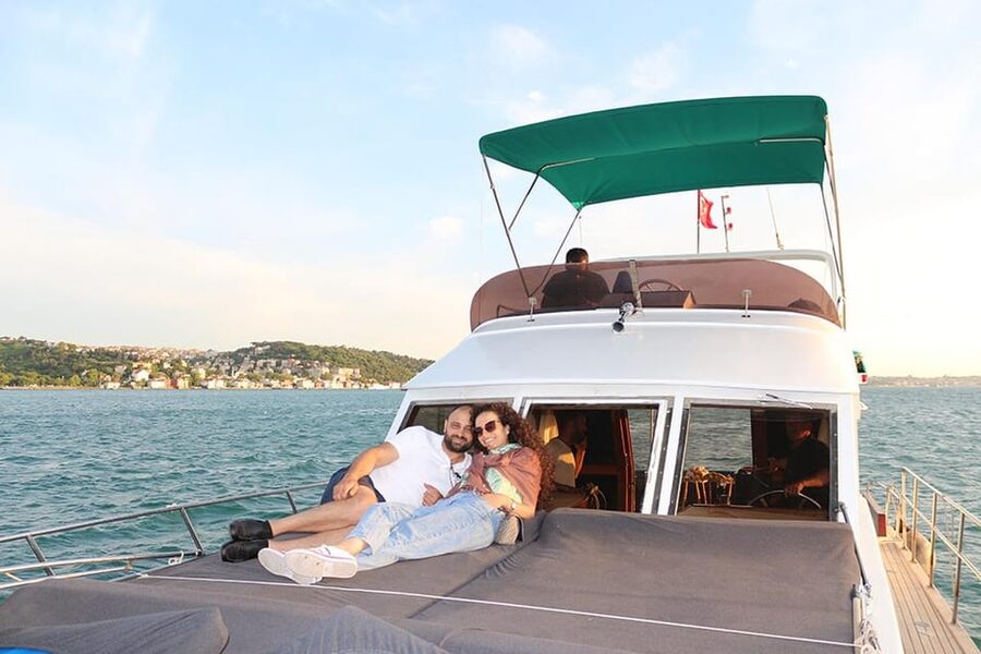 Istanbul: Bosphorus Morning or Sunset Yacht Tour with Snacks - Landmarks You’ll See: Dolmabahce Palace to Maiden’s Tower