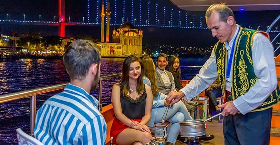 Istanbul: Bosphorus Night Dinner Cruise with Private Table - Drinks on board: what the alcohol option really means