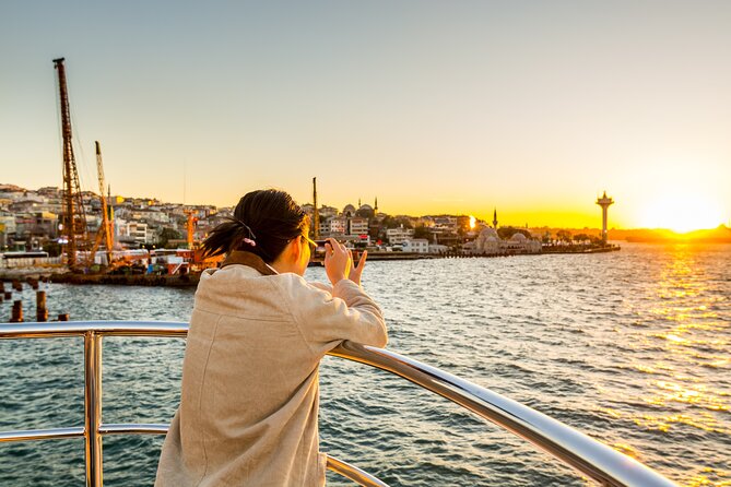 Istanbul Bosphorus Sightseeing Cruise with Audio Guide - Rumeli Fortress: Ottoman strategy you can see from the water