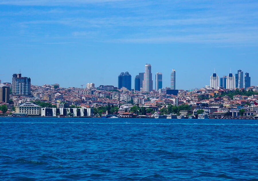 Istanbul: Bosphorus Sightseeing Cruise with Sunset Option - What You See: Galata Tower, the Two Continents, and the Shoreline Story