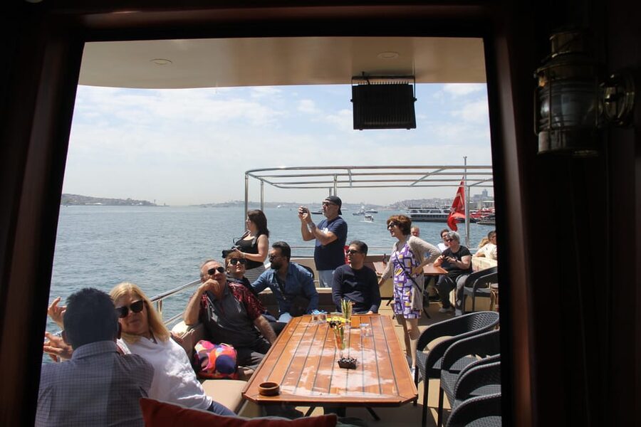 Istanbul: Bosphorus Strait and Black Sea Lunch Cruise - A floating viewpoint: why this Bosphorus and Black Sea lunch cruise works