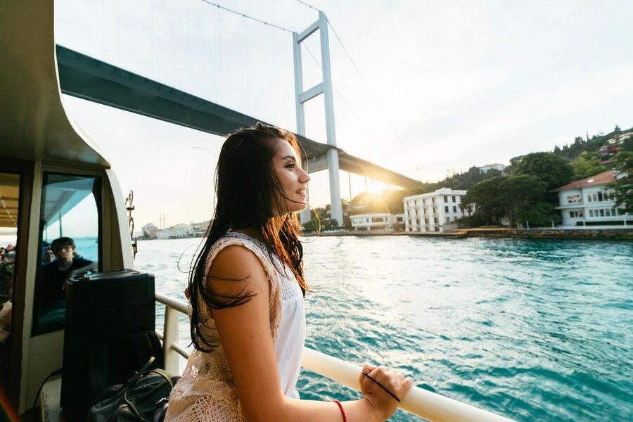Istanbul: Bosphorus Strait Sightseeing Cruise & Audio Guide - Key things that make this cruise worth your time