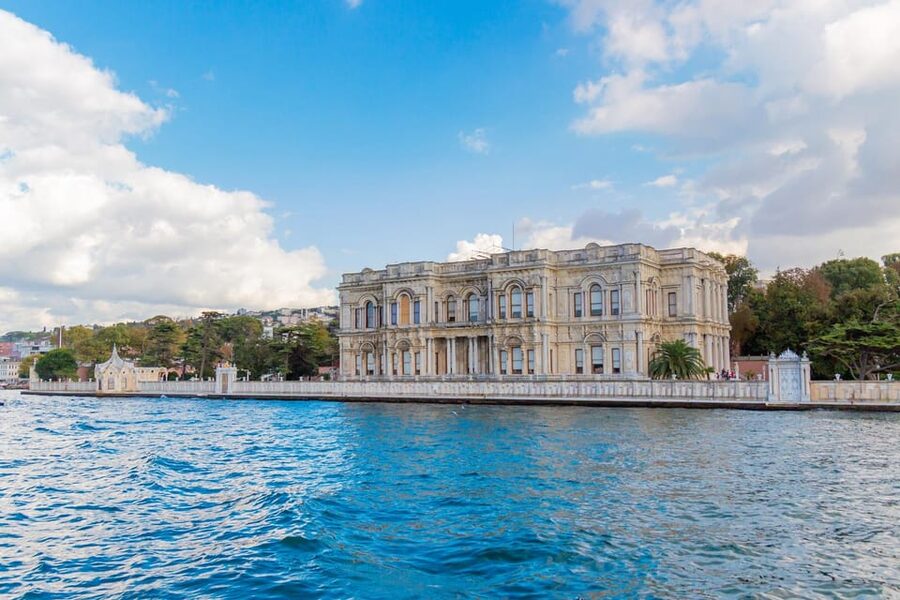 Istanbul: Bosphorus Strait Sightseeing Cruise & Audio Guide - Who this cruise suits best (and who may want a different option)