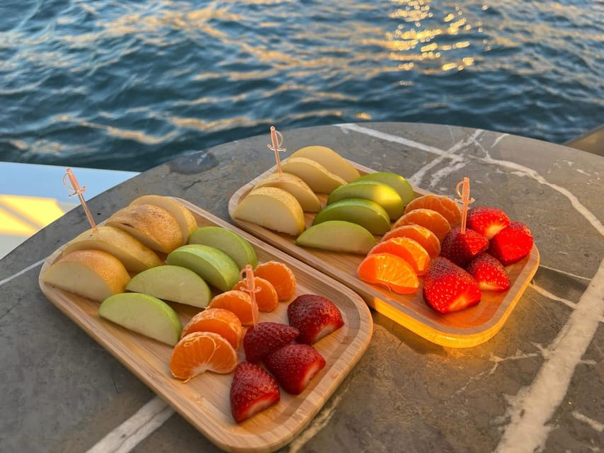 Istanbul: Bosphorus Sunset Cruise on a Luxury Yacht - Arnavutköy and Bebek: the shoreline portrait you want