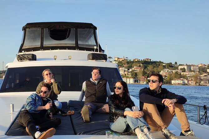 Istanbul Bosphorus Sunset Cruise on Luxury Yacht - Fortresses and bridges: Rumeli Hisarı and the Bosphorus power story