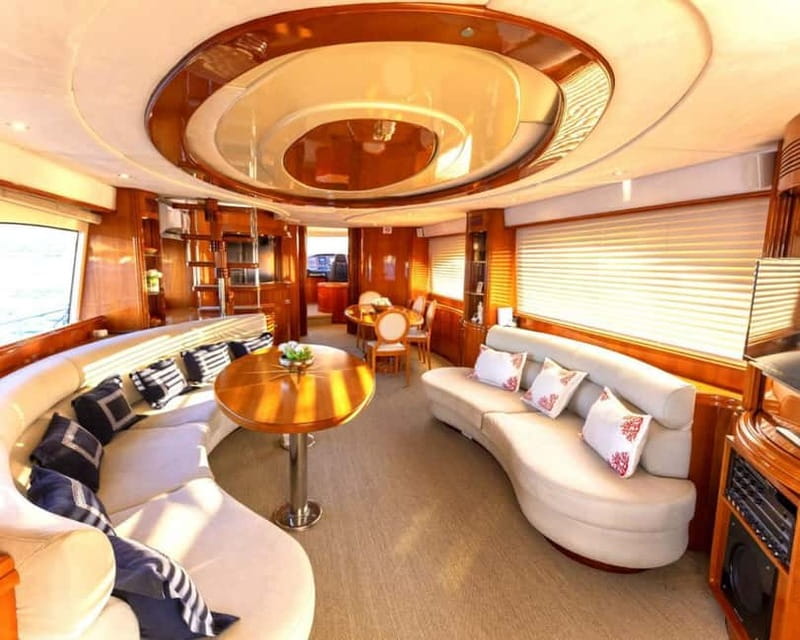 Istanbul: Bosphorus Sunset or Night Yacht Cruise & Transfers - Price and value: how $47 stacks up for this 2-hour format