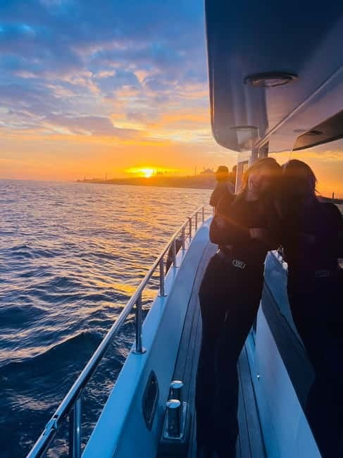 Istanbul: Bosphorus Sunset or Night Yacht Cruise & Transfers - Bosphorus in two hours: why this cruise is a smart use of time