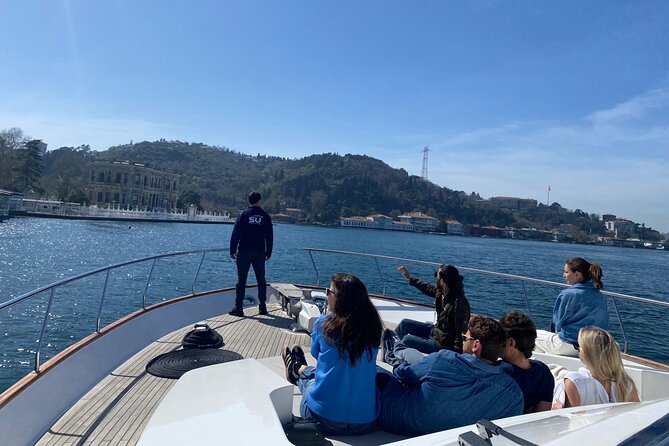 Istanbul Bosphorus Sunset Yacht Cruise - The fast European-shore pass-bys: Dolmabahçe, Çırağan, Ortaköy, and the bridge views
