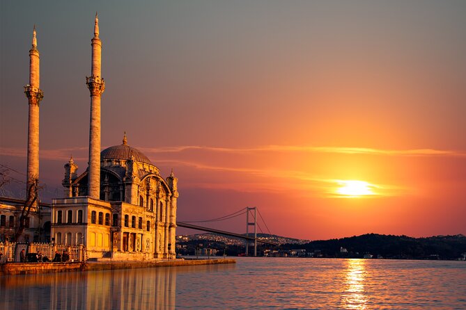 Istanbul Bosphorus Sunset Yacht Cruise with Snack and Refreshment - Snack and refreshment reality: good enough for an evening sail