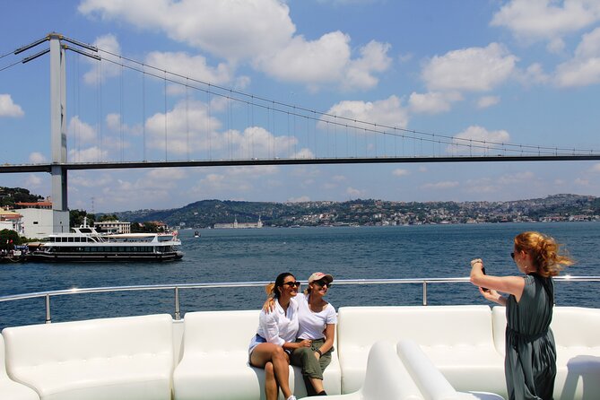 Istanbul Bosphorus Yacht Experience – Asian Side Visit in Kanlica - Haydarpaşa to the historic peninsula: Hagia Sophia and Blue Mosque silhouettes