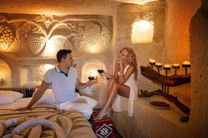 Istanbul: Cappadocia 2-3 Day Tour with Flights & Hotel - Cave hotel night: why that one sleep changes the trip