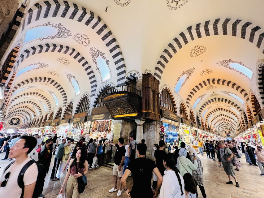 Istanbul: City Highlights- Skip Lines- All tickets included - Basilica Cistern: The Medusa Heads and the Cool-Down Factor