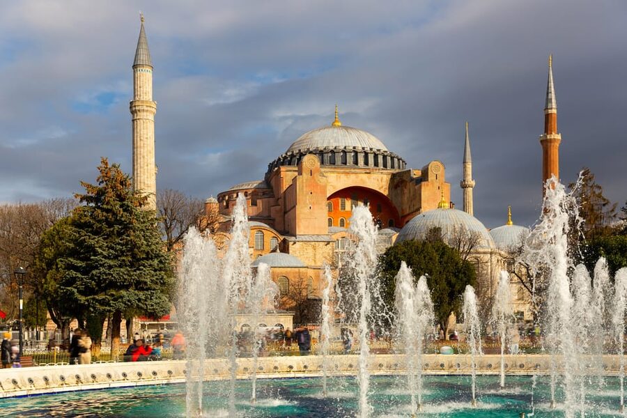 Istanbul City Walk: Blue Mosque, Hippodrome & Hagia Sophia - Price and what you really get for $19