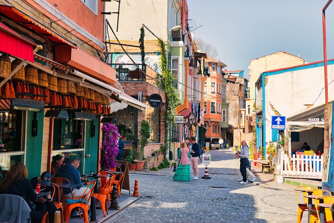 Istanbul City Walk: Colors, Culture & History Fener Balat Tour - Muhtarlık to Colorful Streets: Seeing Byzantine, Ottoman, and Modern Threads