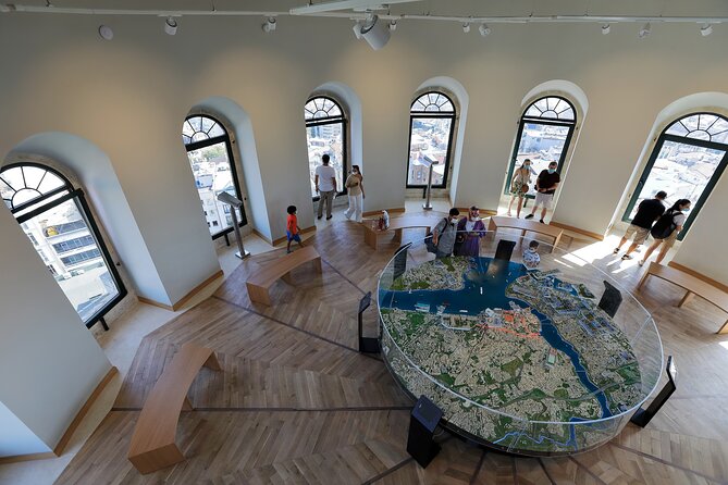 Istanbul City Walk: Galata Tower, Istiklal Street & Karaköy - Istiklal Street: shopping energy with a local rhythm