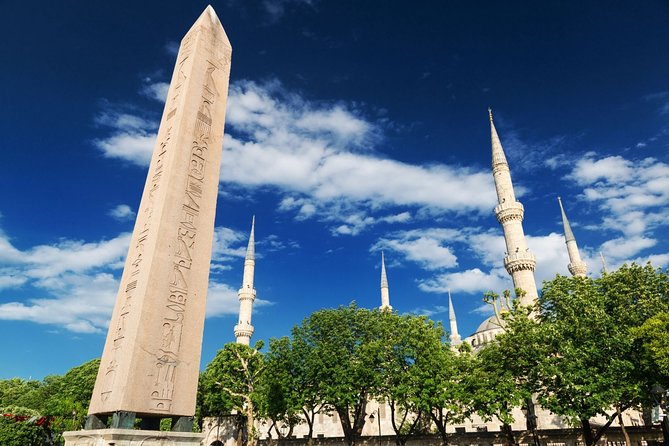 Istanbul Classics and Highlights: Full Day with Lunch - Topkapi Palace in two hours: four courtyards, real palace politics