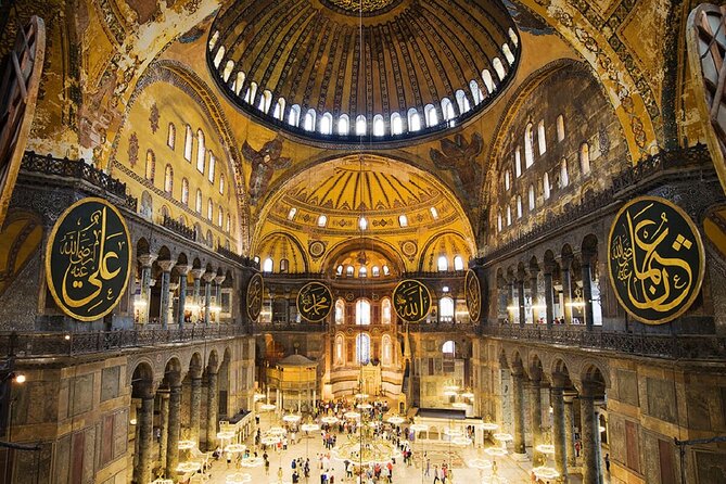 Istanbul Classics and Highlights: Full Day with Lunch - Sultanahmet Square fast facts: German Fountain and the Hippodrome