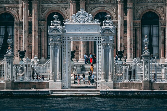 Istanbul Combo: Bosphorus Cruise & Dolmabahce Tour - The Deal: what you’re really buying for $108