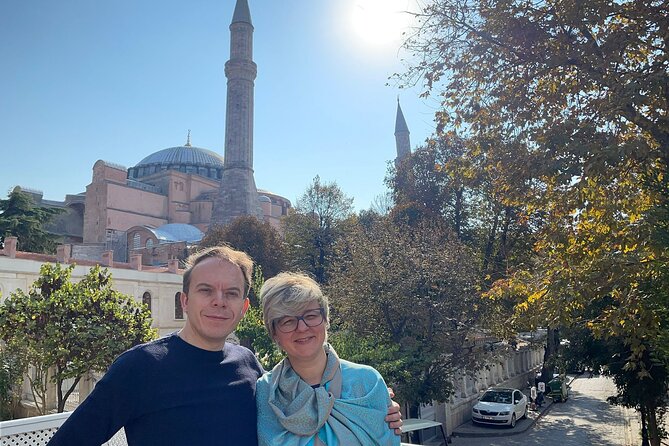 Istanbul Combo: Classic City Tour and Bosphorus Cruise - Markets Plan: Grand Bazaar Carpets and the Spice Markets Lokum