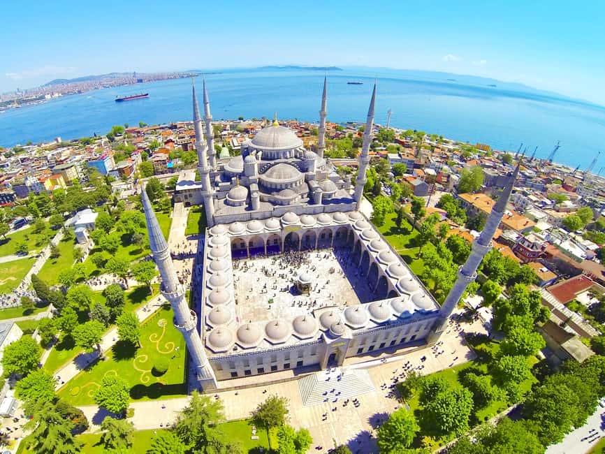 Istanbul Combo: Topkapi Palace, Hagia Sophia & Blue Mosque - How the one-day plan actually works (and why it helps)