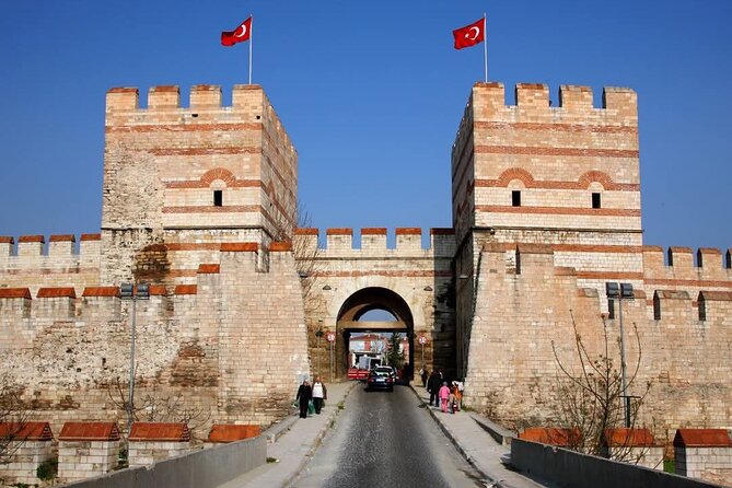 Istanbul Constantinople City Walls and Chora Church Private Tour - Stop 1: Riding the line of Constantinople’s ancient city walls