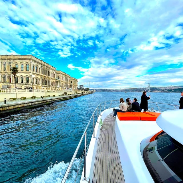 Istanbul: Daytime Bosphorus Yacht Cruise with Fruit & Snacks - From Karaköy to the Maiden’s Tower: Your Daytime Route