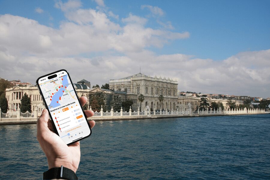 Istanbul: Daytime or Sunset Sightseeing Cruise & Audio Guide - Key Things You’ll Notice Right Away