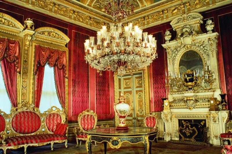 Istanbul: Dolmabahce Palace and Grand Bazaar Tour - Who this tour fits best: first-timers, shoppers, and history lovers with limited time