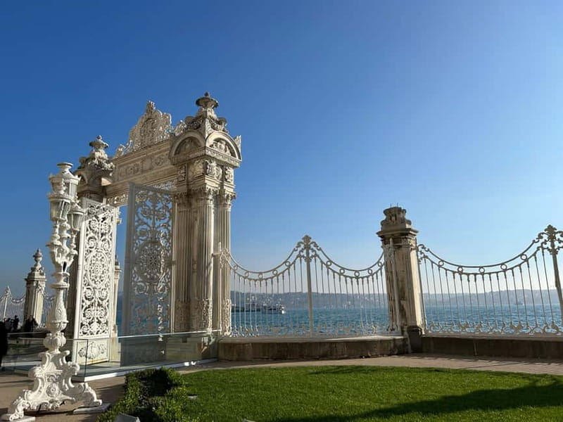 Istanbul: Dolmabahce Palace and Harem Fast-Track & Audio - Harem Access Included: Where the Pace Changes