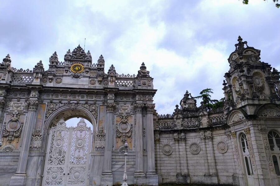 Istanbul: Dolmabahce Palace and Harem Skip-the-Line Ticket - Entering on your own (no tour guide needed)