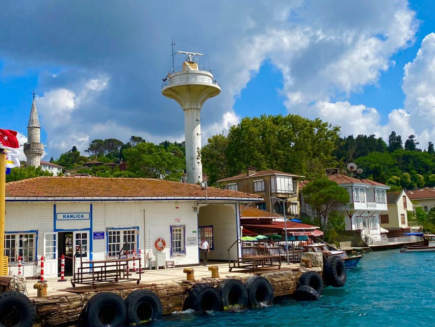 Istanbul: Dolmabahce Palace Tour and Bosphorus Yacht Cruise - The Bosphorus yacht cruise: where Istanbul looks different from the water