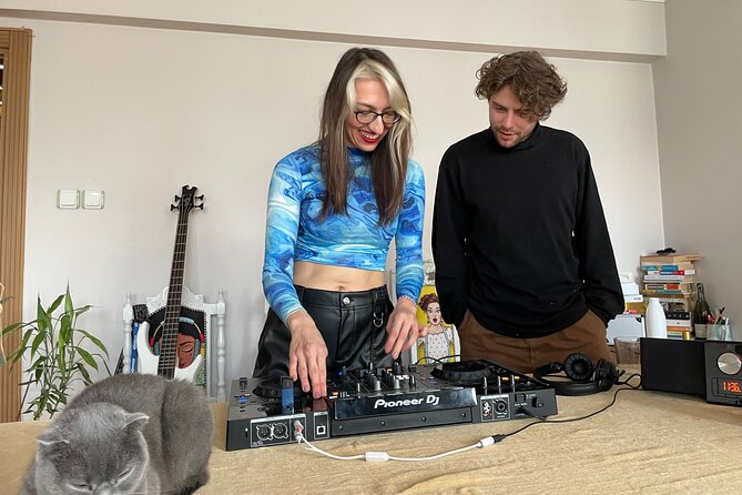 Istanbul Electronic Music and Culture Workshop From Local DJ - Tips to get the most out of your night