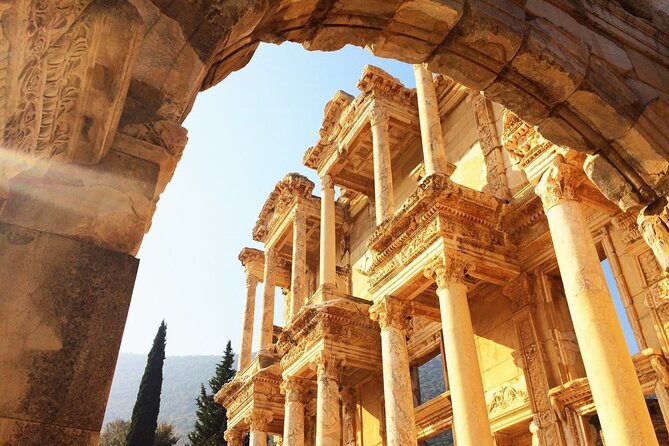 Istanbul, Ephesus, Pamukkale and Cappadocia 8 Day Package - Day 2 in Istanbul: Hagia Sophia, Topkapi Palace, Blue Mosque, and the Grand Bazaar