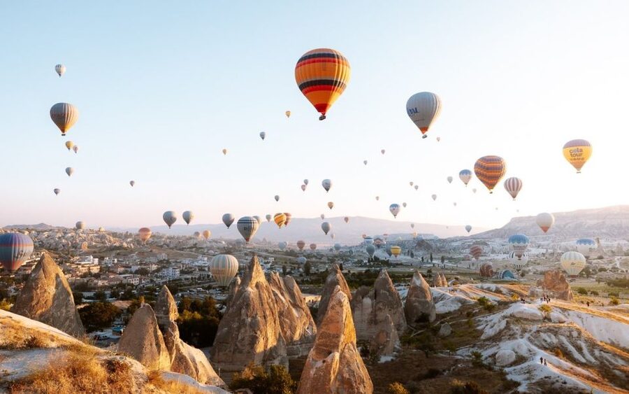 Istanbul: Ephesus, Pamukkale, Cappadocia 8-Day Trip by Plane - A fast, focused route from Istanbul to Cappadocia
