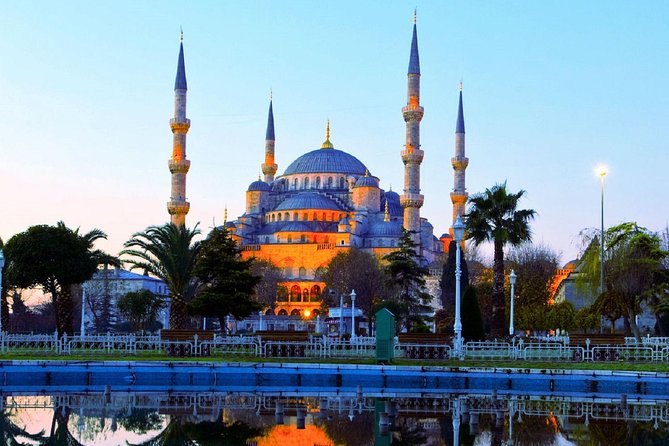 Istanbul Essentials – Skip-the-Line Full-Day Experience - Hagia Sophia: the must-see exterior plus a €25 museum decision