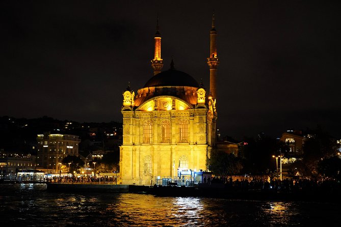Istanbul Evening Sightseeing and Food Tasting Tour - Hotel pickup, a small group, and the real pace of an evening walk