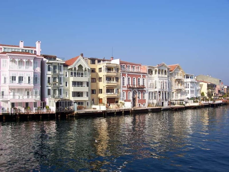 Istanbul: Explore Istanbul Asian Continent - The Coffee Break and the Ferry Ride That Sets the Tone