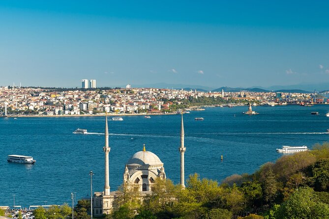 Istanbul Food Escape : Ferry to the Flavors of the Asian Side - Çengelköy Waterfront Finale: Stuffed Mussels, Börek, and Sea Views
