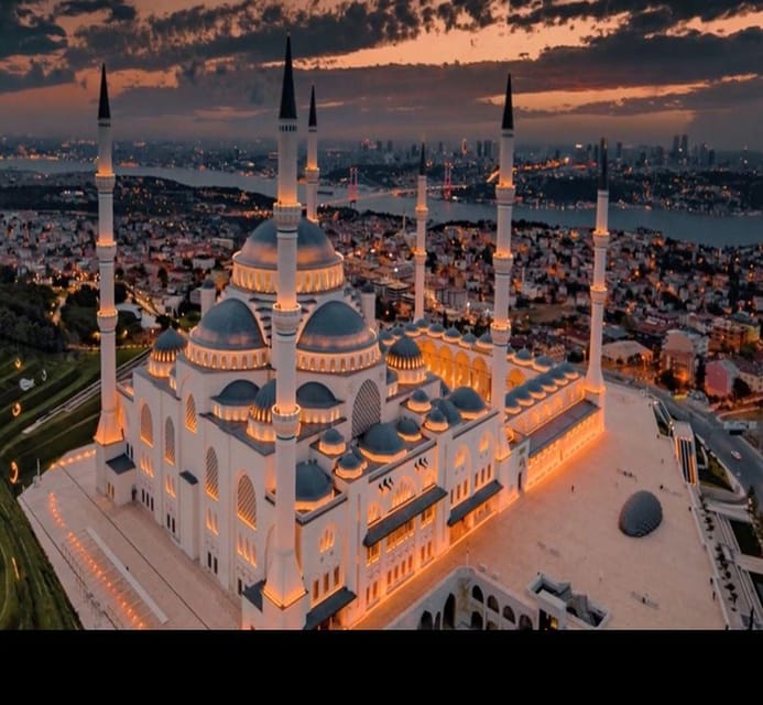 Istanbul: Full-Day 2-Sides City Tour with Lunch & Boat Tour - Çamlıca Hill and Camlica Mosque: the view-first strategy