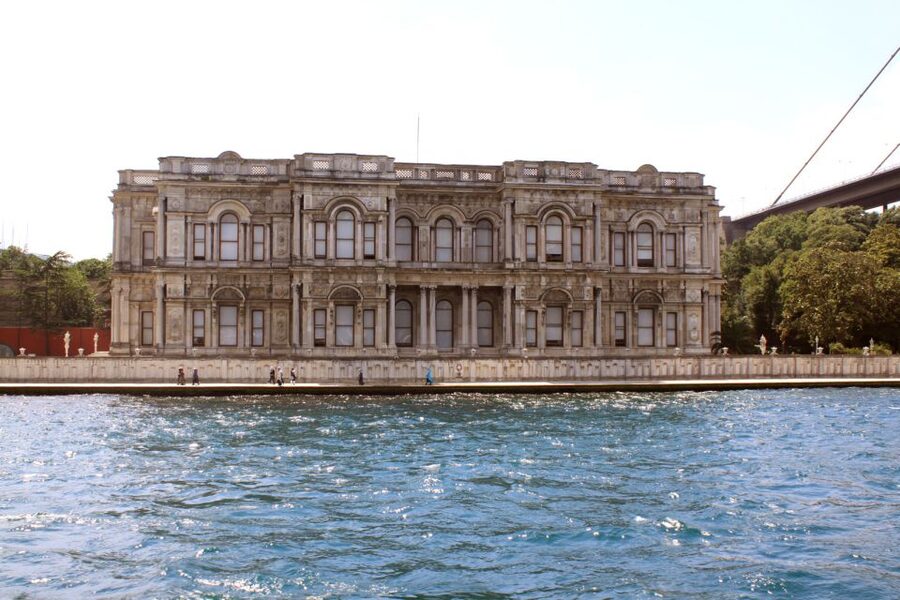 Istanbul: Full-Day Imperial & Asia Small Group Tour - Grand Bazaar in 1 hour: how to shop without losing your mind