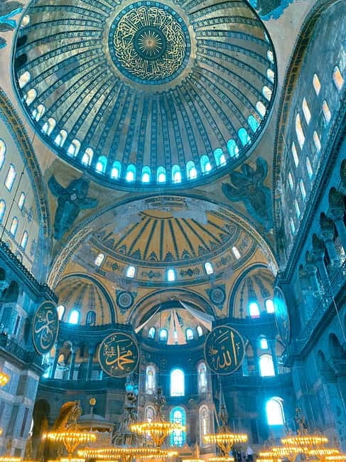 Istanbul: Full-Day Private City Highlights Guided Tour - Basilica Cistern: the cool, calm layer under Istanbul