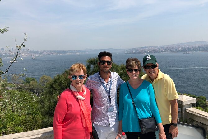 ISTANBUL Full-Day PRIVATE Guided Tour: For the Top Historic Sites - Topkapi Palace: Sultans, Masterpieces, and Tuesday Closures
