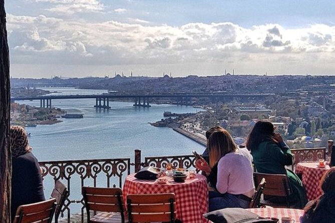 Istanbul Full Day Tour By Bus And Bosphorus Cruise (SL-9) - Beylerbeyi Palace (or Çamlıca Tower on Mondays): royalty vs. skyline