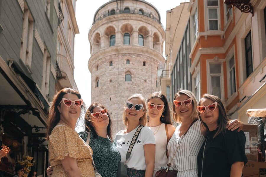 Istanbul: Galata Tower, Bosphorus & Hidden Gems Photo Shoot - The Galata Tower to Bosphorus Photoshoot: Quick, Private, and Photogenic