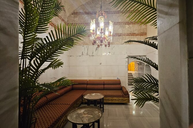 Istanbul Gedikpasa Historical Turkish Bath with Privacy Option - Getting There Without Stress: Finding the Door and Timing Your Day