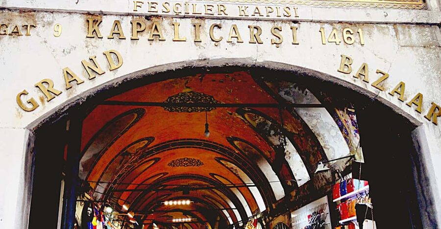 Istanbul: Grand Bazaar Shopping Experience with a Local - Meet Your Guide: English Help for Quality Finds and Better Bargains