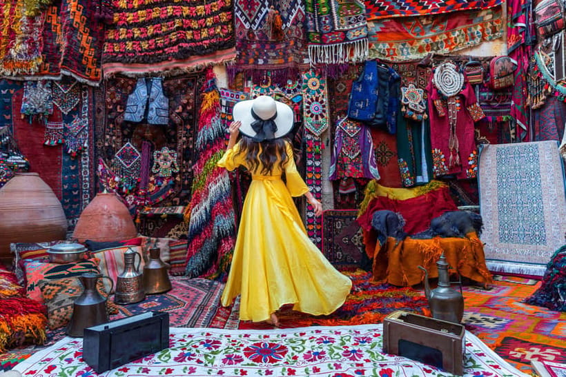 Istanbul: Grand Bazaar Shopping Tour & Shopping Assistant - A flexible 5-hour route through textiles, jewelry, ceramics, and more